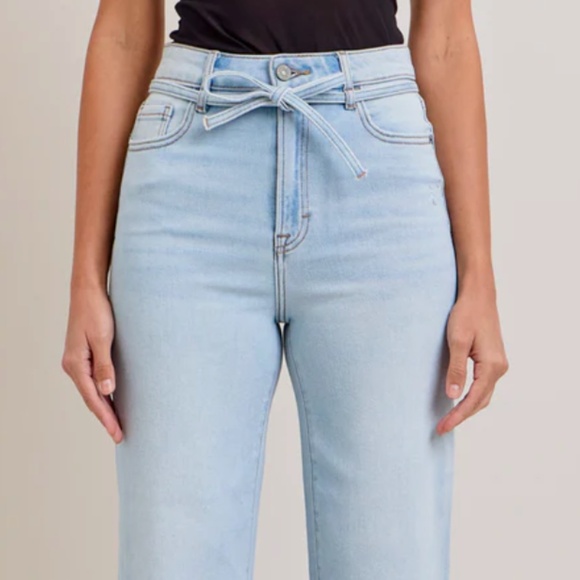 Hidden Ella Tie Waist Wide Straight Leg Denim Jean Women’s Size 27 Light Wash - Picture 1 of 13